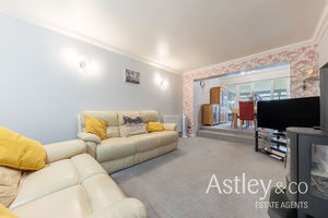 lounge- click for photo gallery